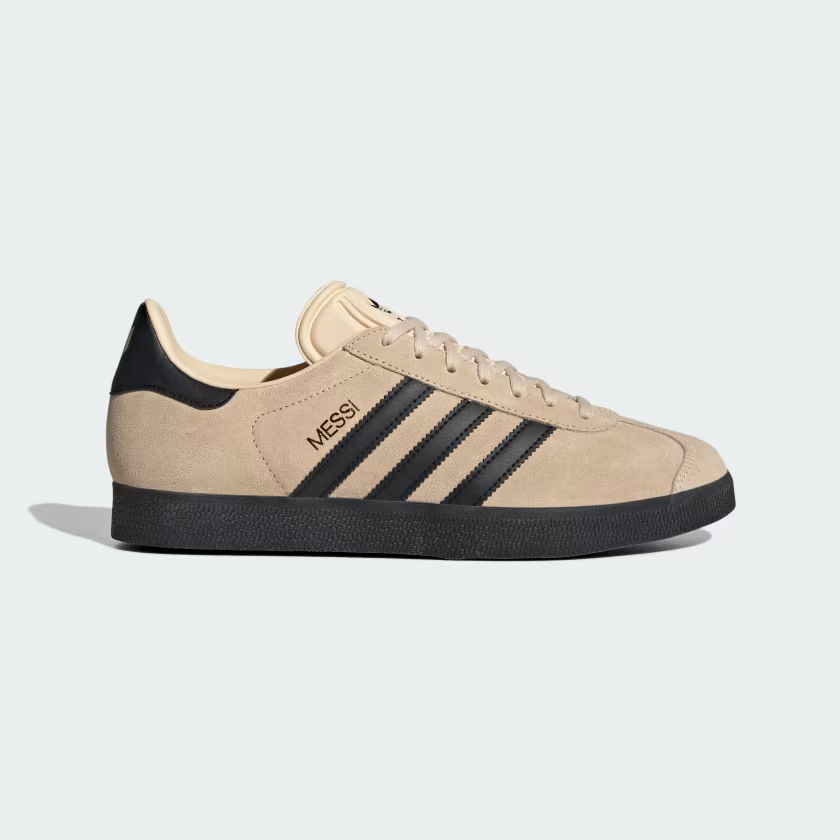 Ad: Messi x adidas Gazelle 'Crystal Sand/Core Black/Gold Metallic' dropped via adidas US 

howl.me/cmCT9ykpOGG