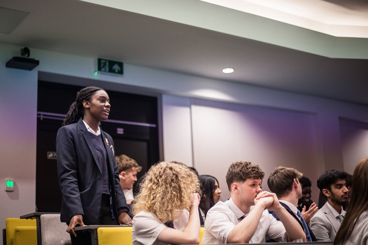 🏅 In July, our Midlands team visited <a href="/KeeleUniversity/">Keele University 🐿️</a> and <a href="/unibirmingham/">Uni of Birmingham</a> to successfully run management games to educate students about the public sector and careers in public sector accountancy.

📧 For more info, email PAQExemptions@cipfa.org.

#ManagementGames #Midlands