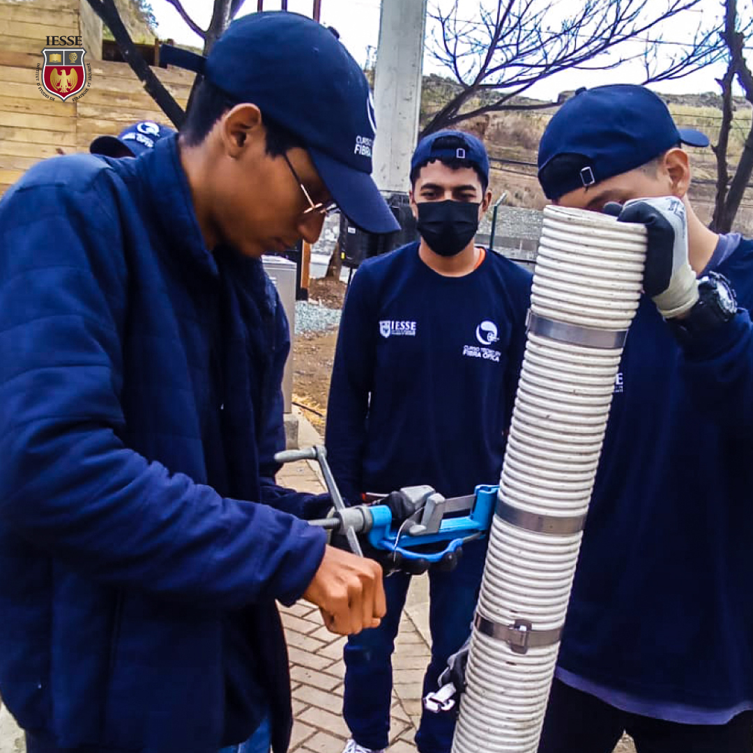 IESSE | Academseg Cia. Ltda. tweet media