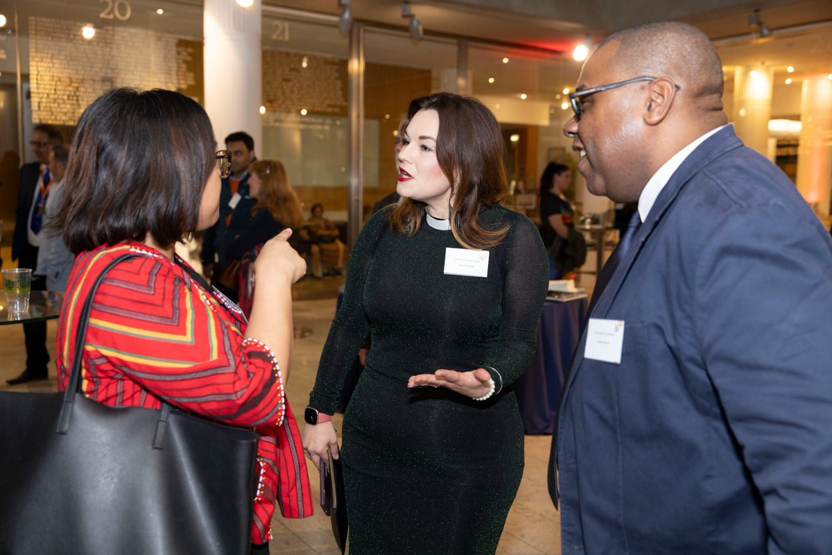 faithbelieforum's tweet image. Community heroes come in all shapes and sizes. No project is too small. We know faith and community groups silently support people in vital ways.

Now is your chance to spotlight those people who inspire and support you:
faithbeliefforum.org/programme/lond…