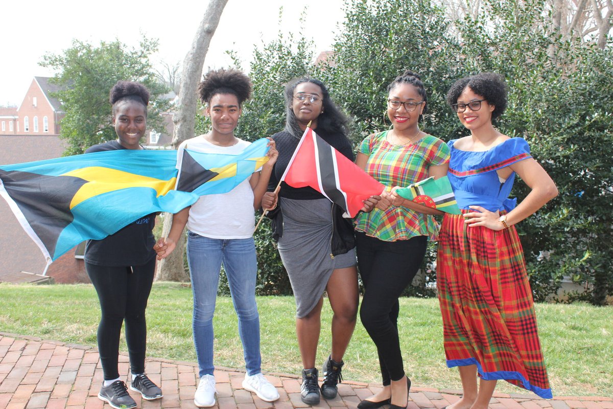 Salem Academy tweet media