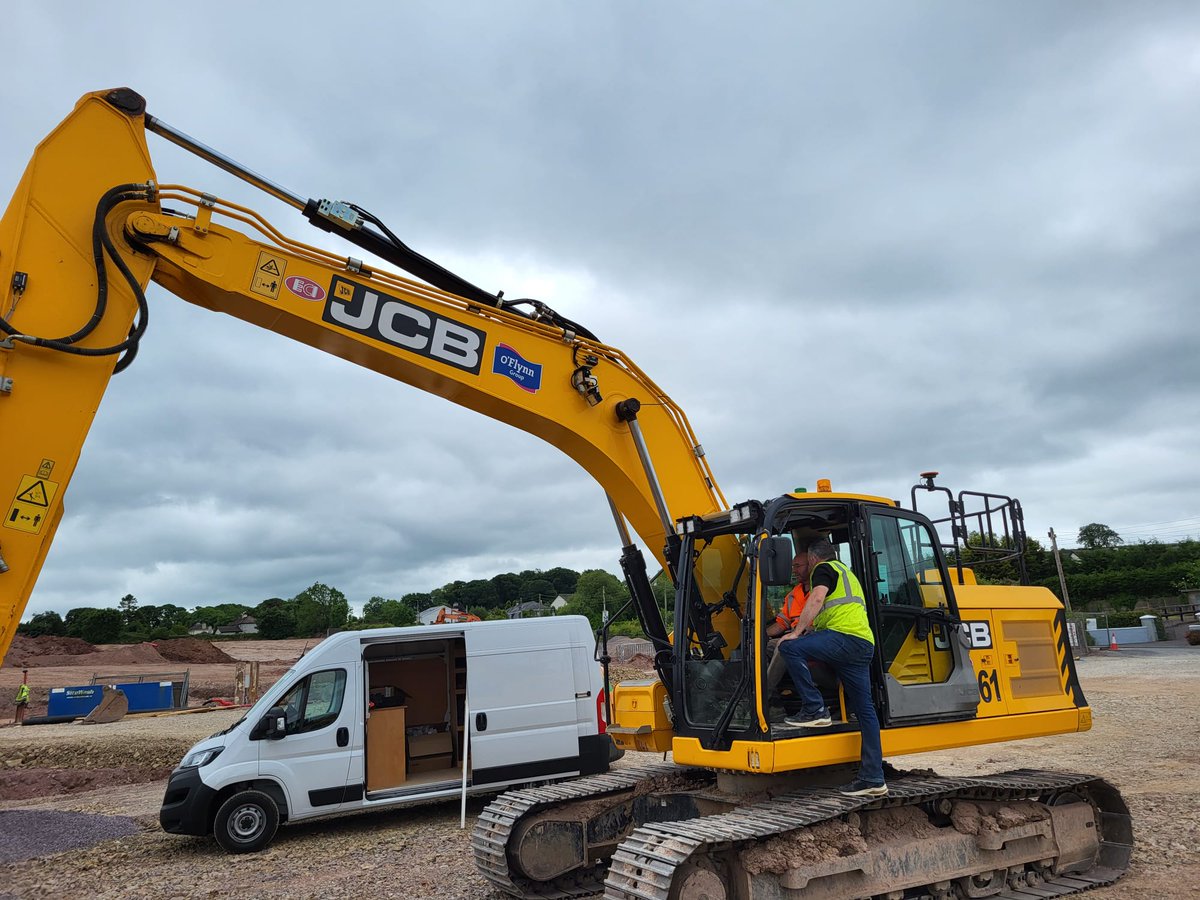 hitechniques's tweet image. 📸 Some #behindthescenes snaps from our recent Unicontrol3D system installations!  We&apos;re proud to welcome Chris O&apos;Leary Plant &amp;amp; Civils, O&apos;Flynn Group, and Finnis Contracts to the growing family of machine control converts in County Cork.

#machinecontrol #Unicontrol3D