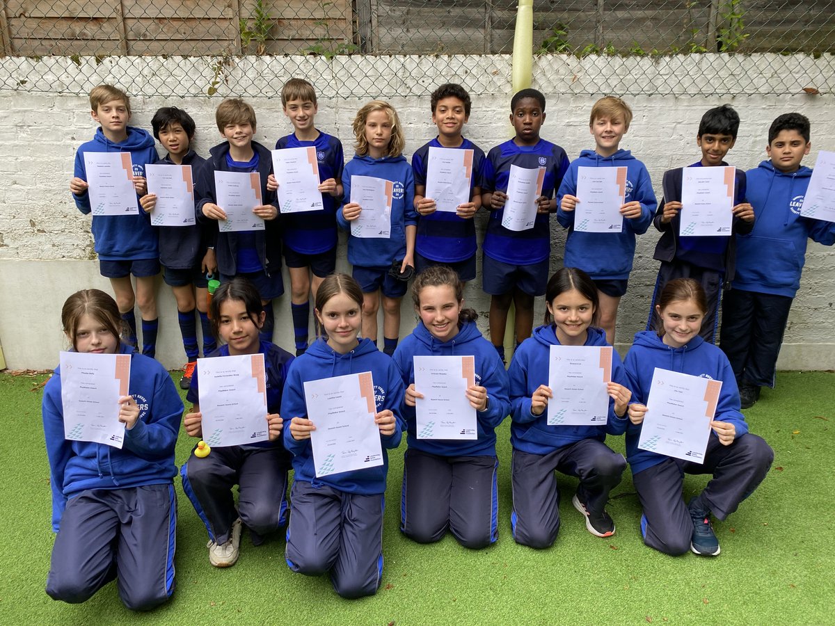 Congratulations to the Bassett House Sports Leaders class of '24 who all received their PlayMaker award certificates this week #sportsleaders #leadershipandskills #schoolsport #playmakeraward