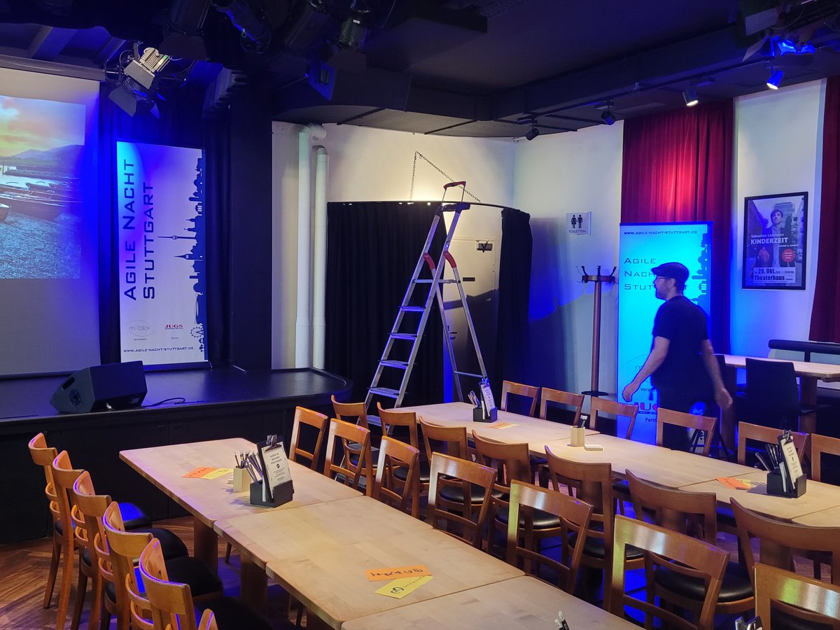 mITblick's tweet photo. gleich: Agile Nacht Stuttgart in der Rosenau 🥳

Wir bereiten schon mal alles vor und freuen uns auf euch!

Thema: Raus aus der teuren Wartungshölle… zumindest ein bisschen. Mit @SandraParsick. Bis gleich!

#Agile #Softwarewartung #Wartungshölle #AgileNachtStuttgart #mITblick https://t.co/K9yaqsQmkM