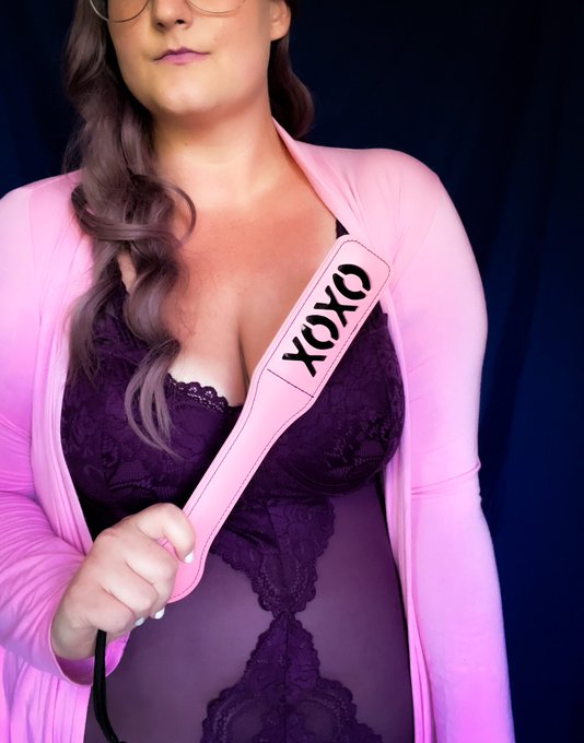 I&rsquo;ll have you in a trance, turning your brain to mush. Message me now, weakling https://t.co/Z8ux7HO<a href="/tag/newprofilepic"class="tags"><span>#newprofilepic</span></a>