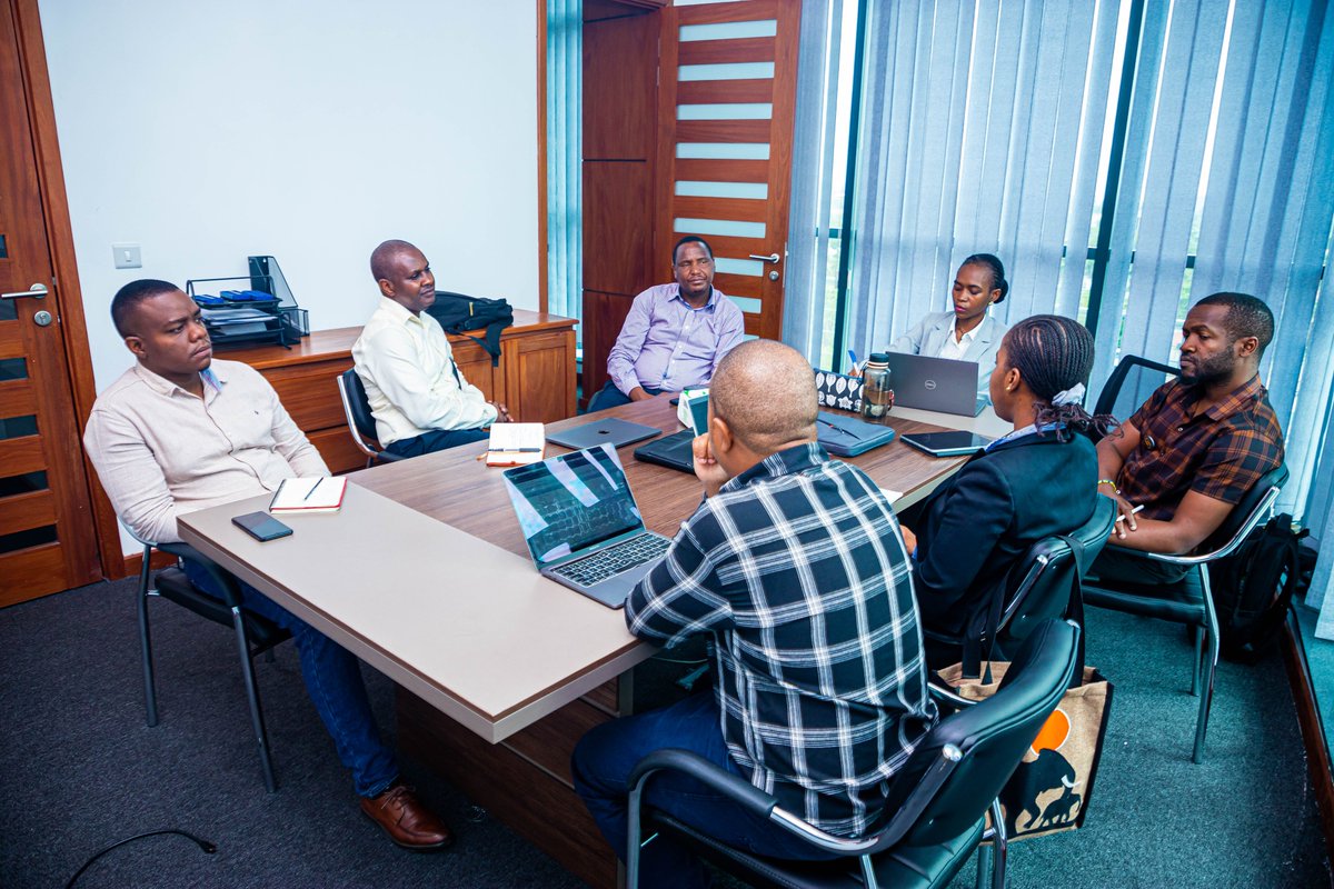 AMUA Accelerator tweet media