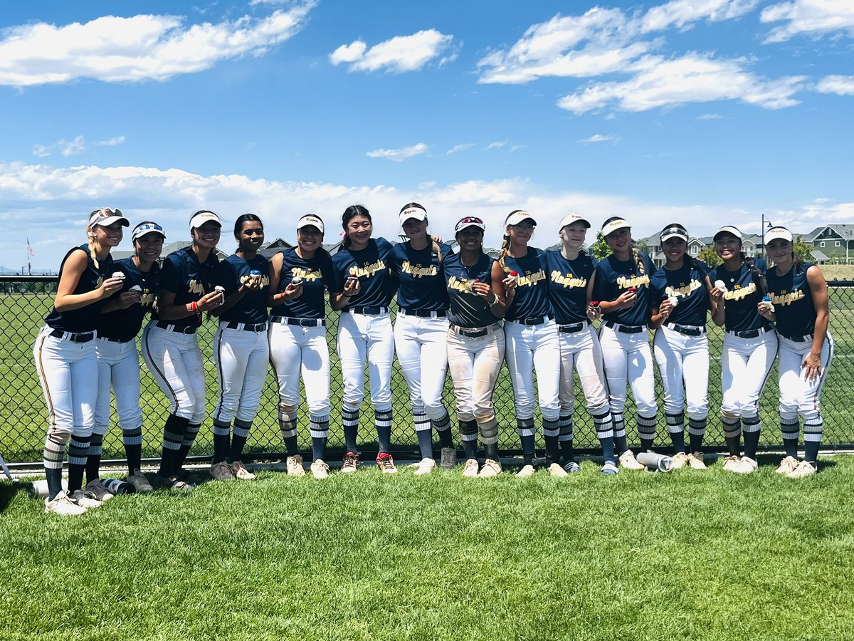 MorganKacalek's tweet photo. Just wrapped up my last Colorado Sparkler!  My team @Cal_Nuggets Gold 18u did really well, making it through 4 rounds of bracket play.  Next stop…PGF Nationals in Huntington Beach. @TMUSoftball @CSA_Athletes @CoachReich_18 https://t.co/re6hC7aoYA