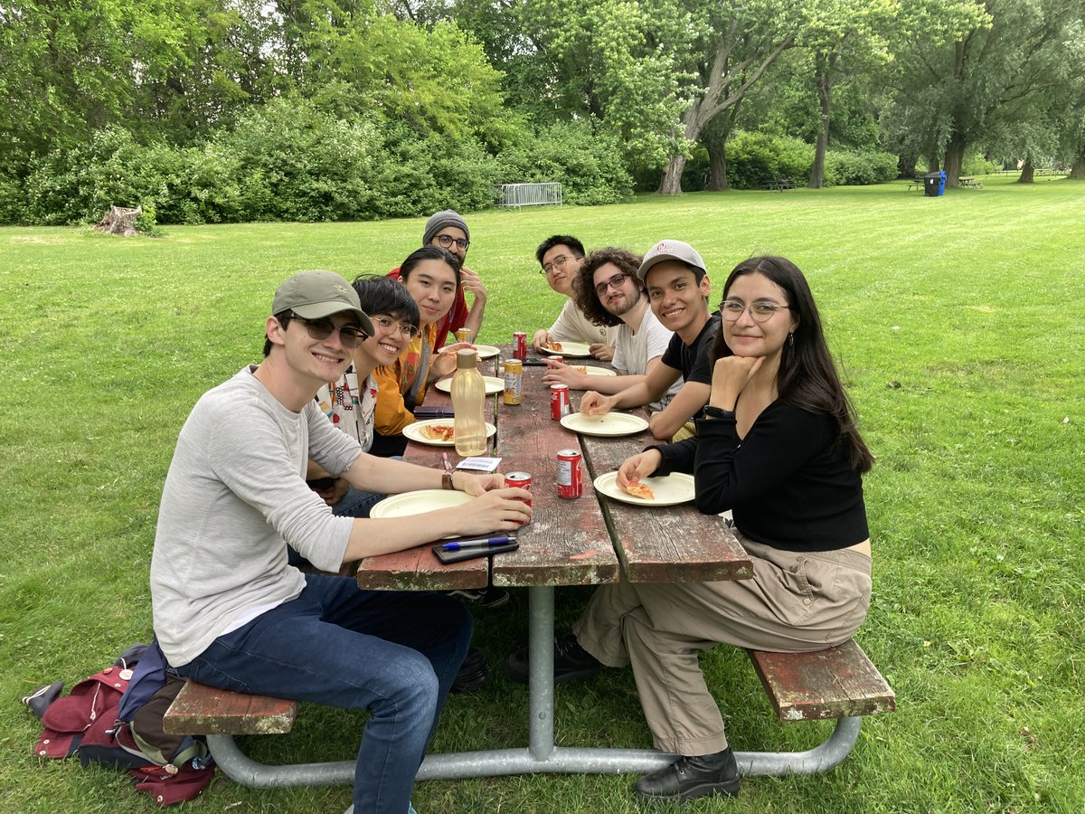 FieldsInstitute's tweet photo. A rite of passage for FUSRP students: #FieldsTrip to the Islands https://t.co/XmN67v0KQx
