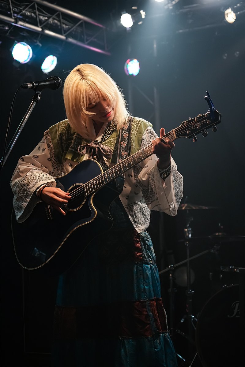 まさ吉 (@masa_tw_tc) on Twitter photo 2024/07/08
福岡Queblick
博多遠征 最終日箱ライブ
今日はゆいさんファンにとっては特別な感覚で見た方が多いと思います。
本当にこの人の歌を日本中の人に知ってもらいたいと切に願った日でした。
#あくあゆい
<a href="/aquachocolate_y/">あくあ ゆい🍫0906札幌ワンマン🌻</a> 2024/07/08
福岡Queblick
博多遠征 最終日箱ライブ
今日はゆいさんファンにとっては特別な感覚で見た方が多いと思います。
本当にこの人の歌を日本中の人に知ってもらいたいと切に願った日でした。
#あくあゆい
<a href="/aquachocolate_y/">あくあ ゆい🍫0906札幌ワンマン🌻</a>