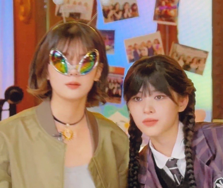 colorsadkom's tweet photo. ily my weirdos https://t.co/cFml5QBvwn