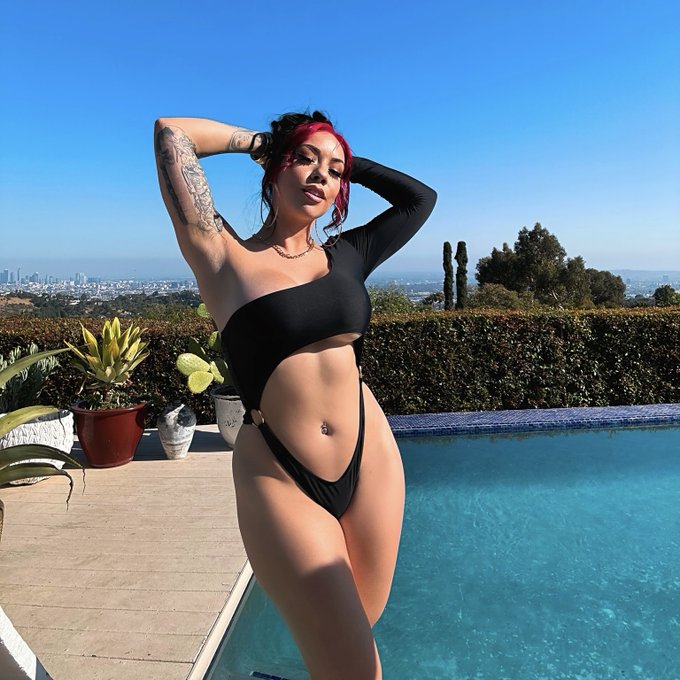 ☀️💖😌 https://t.co/zOCAHCL9cu