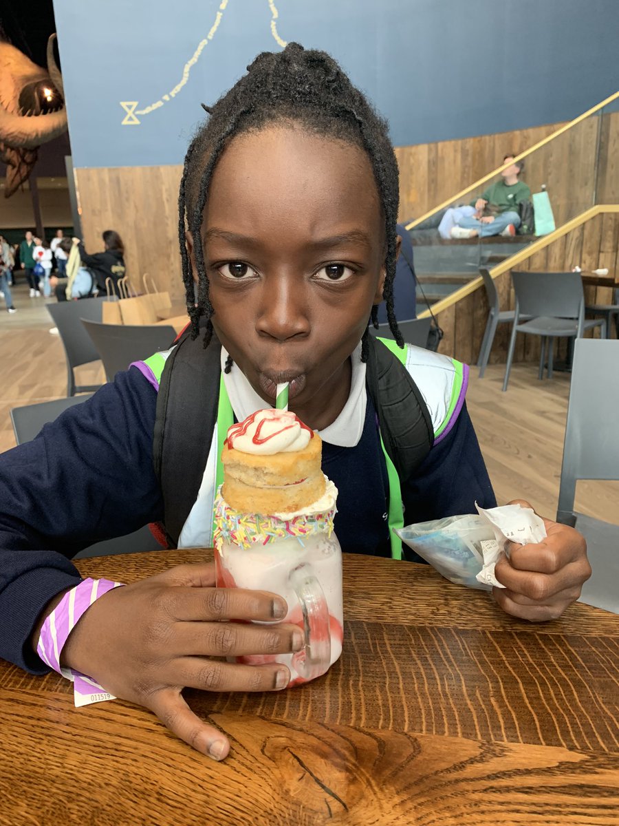 Mrs Ellis (@mrsellis_sm) on Twitter photo <a href="/ManorSalisbury/">Salisbury Manor Primary School</a> weāve had some lovely milkshakes and are on our way back. ETA 5:45 <a href="/ManorSalisbury/">Salisbury Manor Primary School</a> weāve had some lovely milkshakes and are on our way back. ETA 5:45