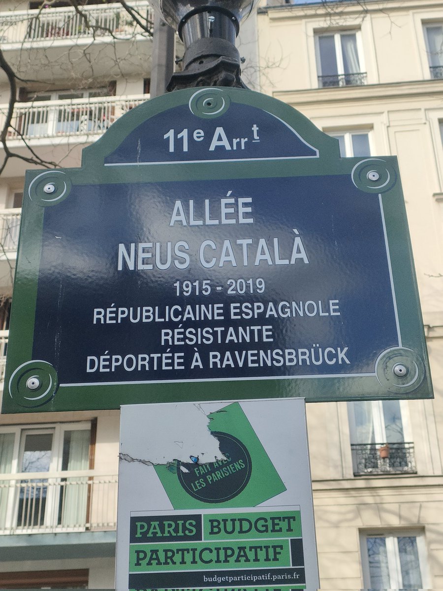 🌞 (@suun36) on Twitter photo Hola <a href="/divulvadoras/">Divulvadoras de la Historia</a> ! Vivo en París y hace unos meses yendo al trabajo me fijé en esta calle, le hice una foto para buscarla más tarde. Efectivamente, se me llenó el corazón al escuchar el último capítulo 💜 Hola <a href="/divulvadoras/">Divulvadoras de la Historia</a> ! Vivo en París y hace unos meses yendo al trabajo me fijé en esta calle, le hice una foto para buscarla más tarde. Efectivamente, se me llenó el corazón al escuchar el último capítulo 💜