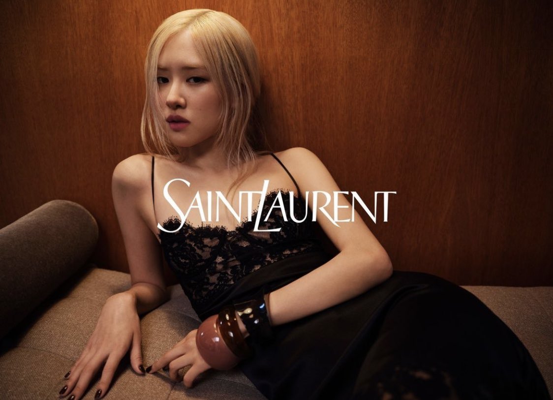 roseannepics's tweet photo. ROSÉ FOR YSL https://t.co/1Un5SnZtrr