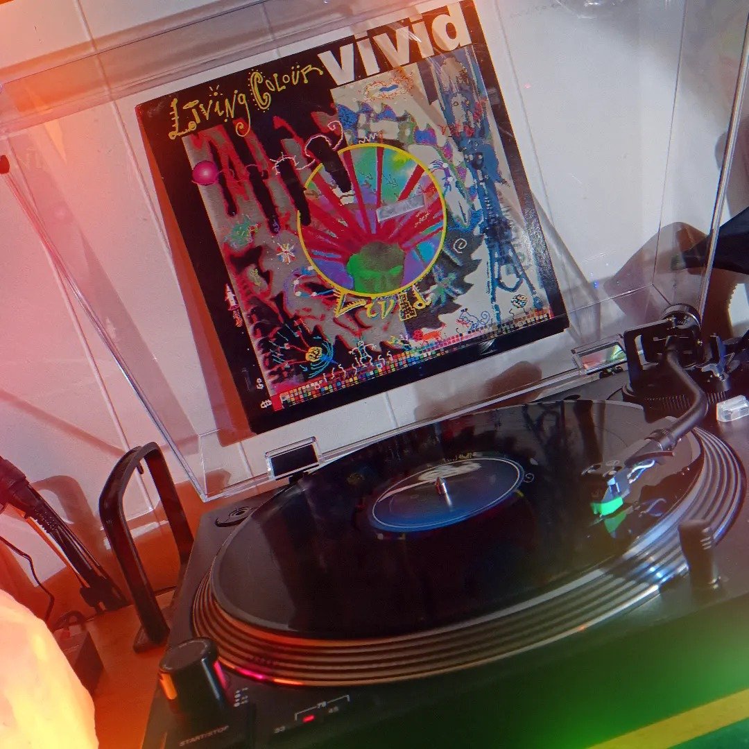 dfestini's tweet photo. Finally found a reasonably priced copy in great condition at Hidden Tracks Records in Boonton, NJ!! Today's #WFHSoundtrack starts out at a very high volume with @LivingColour and "Vivid"!! #turnitwayup https://t.co/aZiHtxFn5v