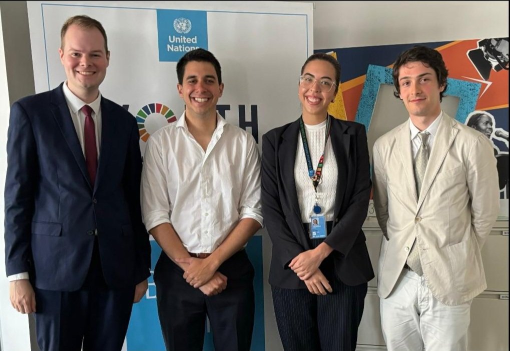 Global Student Forum (@globalstuforum) on Twitter photo GSF and <a href="/YouthDemocracy_/">Youth Democracy Movement</a> met with <a href="/felipepaullier/">Felipe Paullier</a>, ASG of <a href="/UNYouthAffairs/">UN Youth Office</a> ahead of #HLPF2024
We discussed barriers to youth engagement, bridging the gap between the global youth, the student movement, and global governance and opportunities for democratic intergenerational action GSF and <a href="/YouthDemocracy_/">Youth Democracy Movement</a> met with <a href="/felipepaullier/">Felipe Paullier</a>, ASG of <a href="/UNYouthAffairs/">UN Youth Office</a> ahead of #HLPF2024
We discussed barriers to youth engagement, bridging the gap between the global youth, the student movement, and global governance and opportunities for democratic intergenerational action