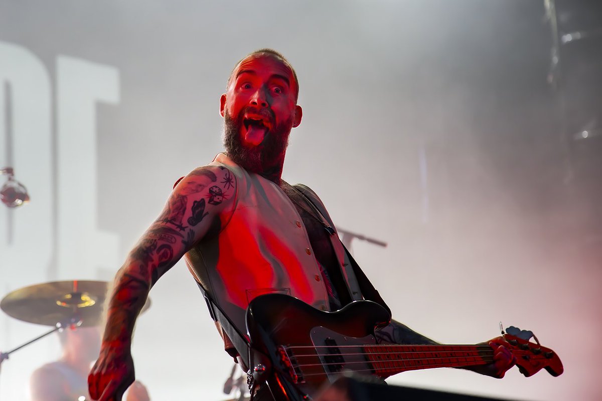 102.1 The Edge tweet media