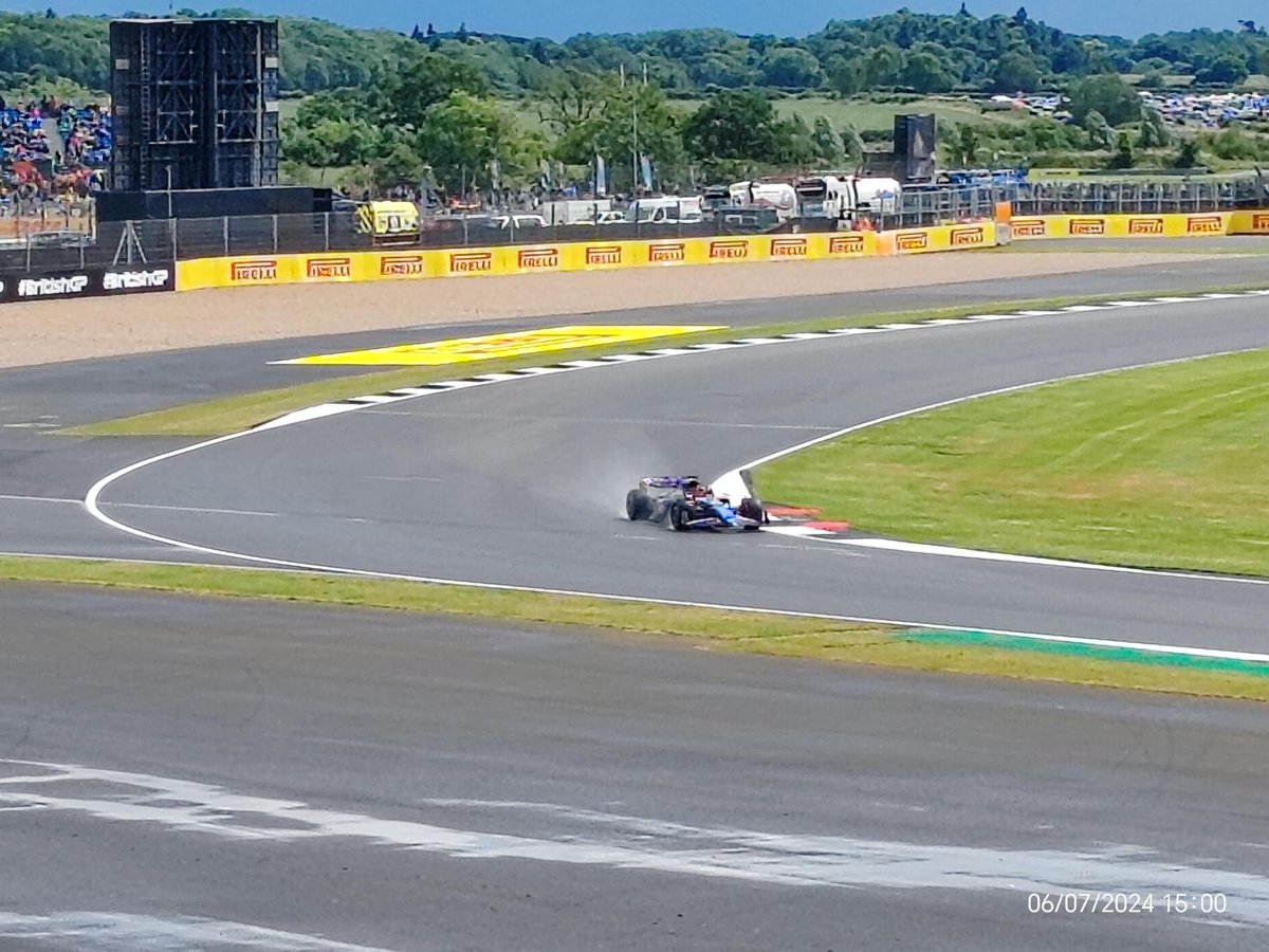 TRUST_Payments's tweet image. This weekend, some of our amazing team had an exhilarating day out at the @F1 Grand Prix! 🏆 At Trust, we believe in fostering a strong team culture and creating opportunities for our team to bond outside the office. 💪✨

#TeamCulture #F1 #OneTrust