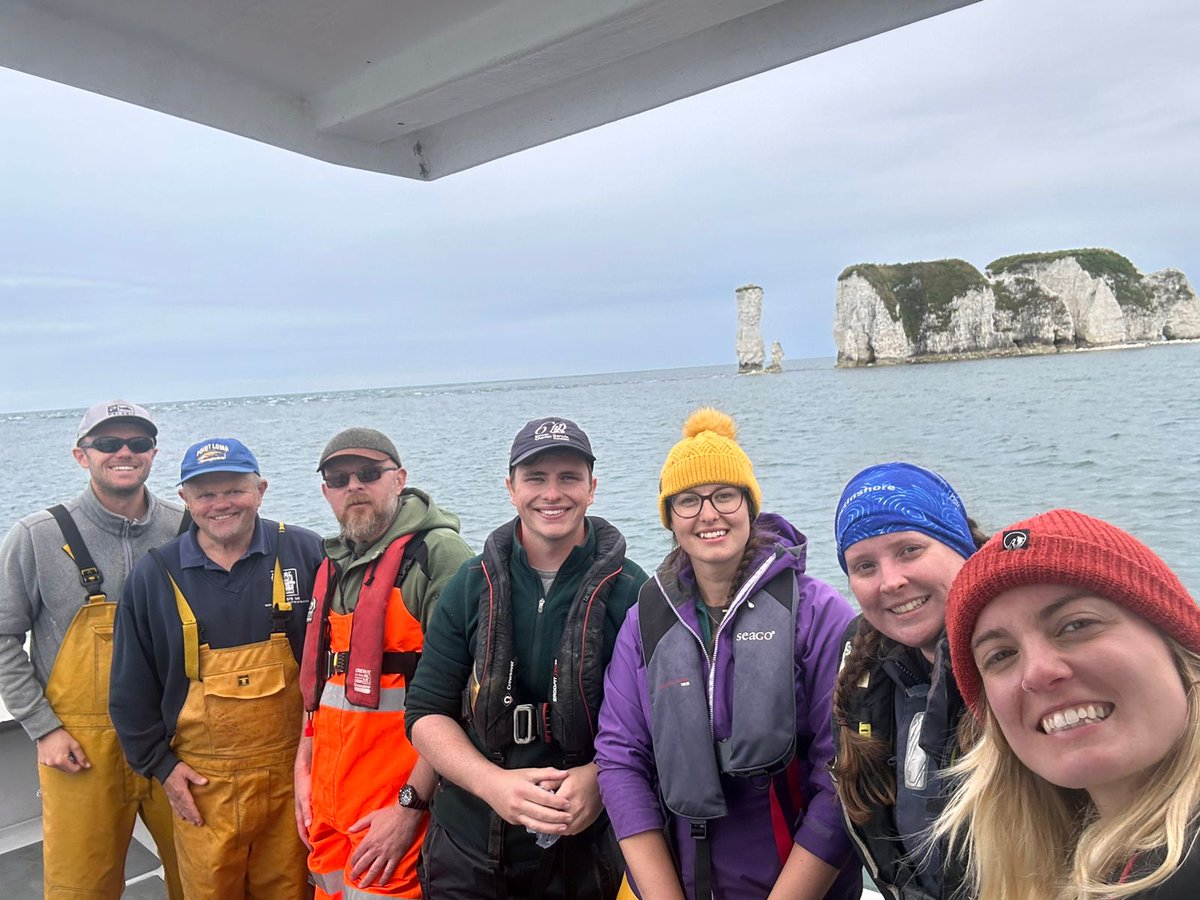 AHall_Marine's tweet image. Hugely successful day, we tagged 11 #UndulateRays from Poole with @Silverspray2 for our #AnglingforSustainability project They are now swimming around collecting us lots of data on habitat use and behaviour!

@PlymUni @AnglingTrust @NaturalEngland @SouthernIFCA @DefraGovUK #FISP
