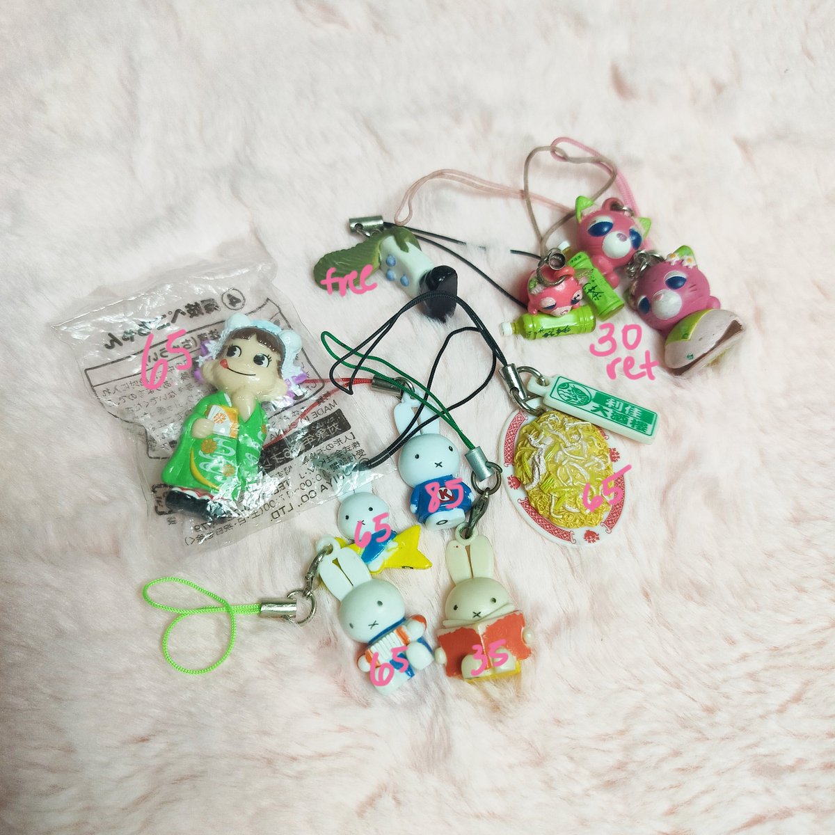 selling my aniks as set ^^
₱400
x to sensitive 

# wts lfb ph anik anik ph anik-anik rila rilakkuma the dog miffy phone charm keycharms hello kitty sanrio trinkets food snoopy peko
