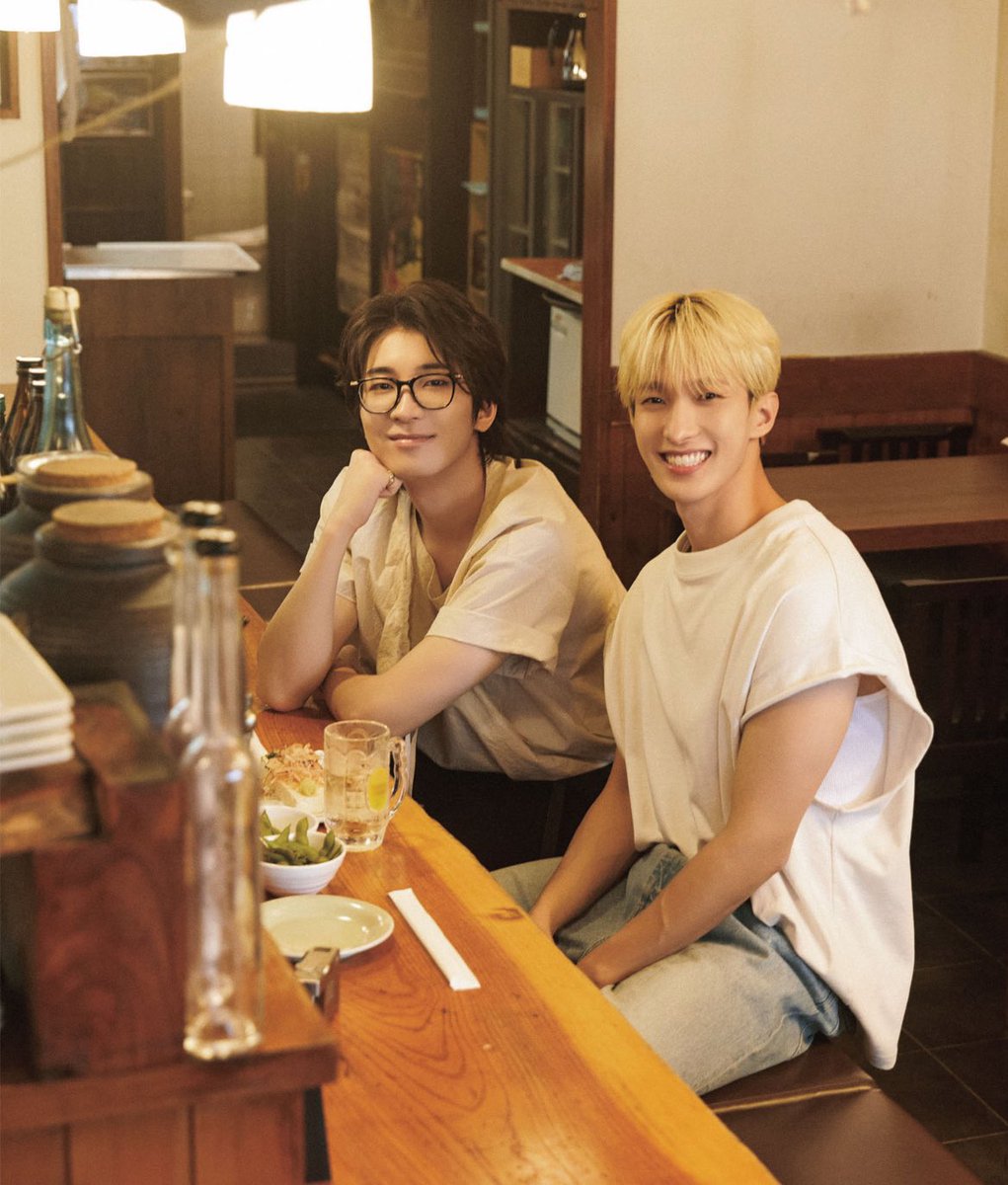 wonubliss's tweet photo. wonwoo and dokyeom. 🥹💛 https://t.co/0HxJoyVS9i