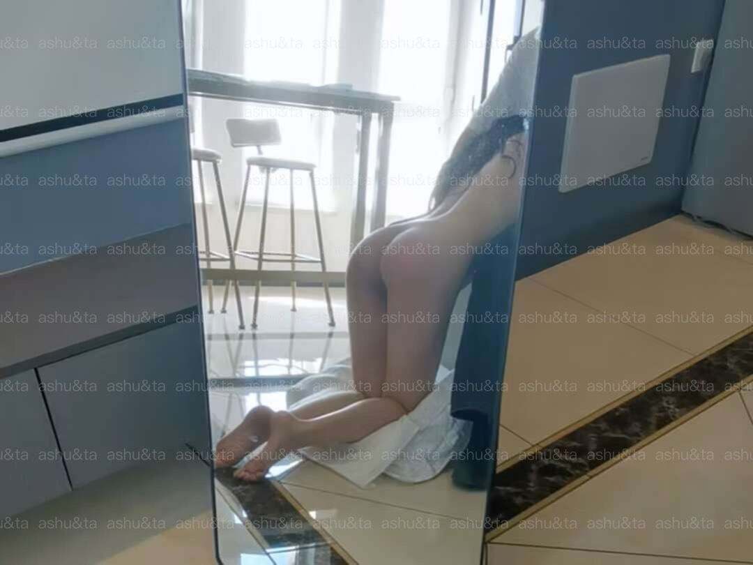 哥哥的对镜拍<a href="/jduhr130/">uuuu</a>

#sm #sp #bdsm #女贝