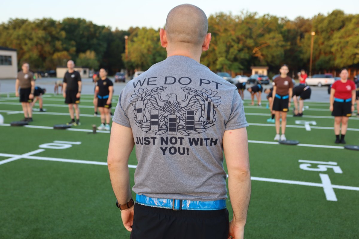 SCoE_CASCOM's tweet image. #ICYMI, Last week warrant officers from #CASCOM and Fort Gregg-Adams gathered to celebrate the 106th birthday of the Warrant Officer Cohort. 
To view more images from the day go to: flic.kr/s/aHBqjBxYnn
#SupportStartsHere #FortGreggAdams #WarrantOfficerBirthday