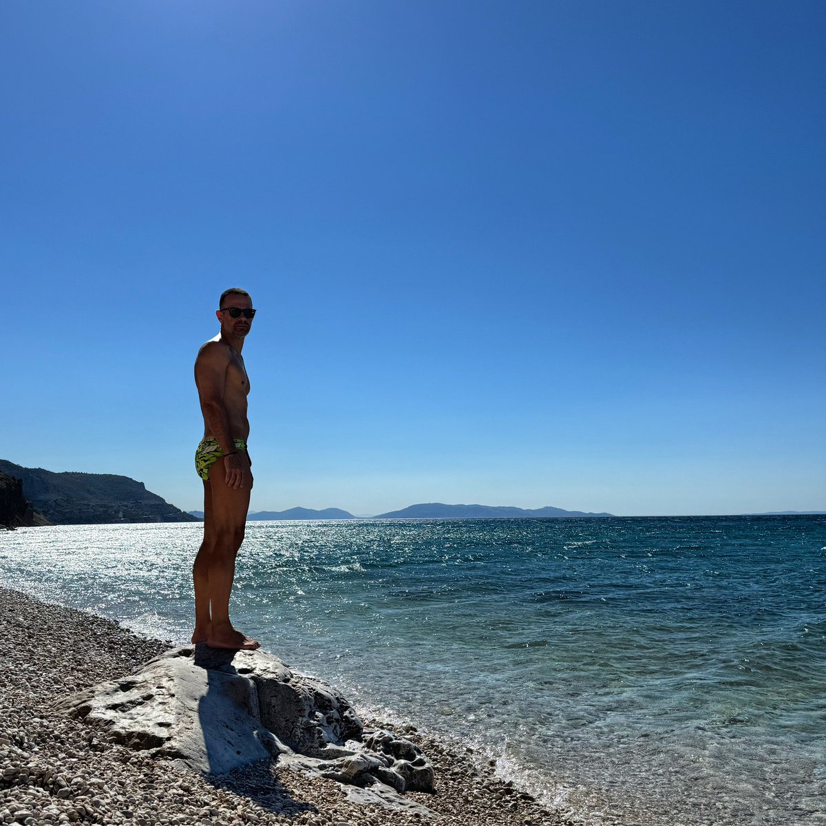 🩲🕶️🏄‍♂️