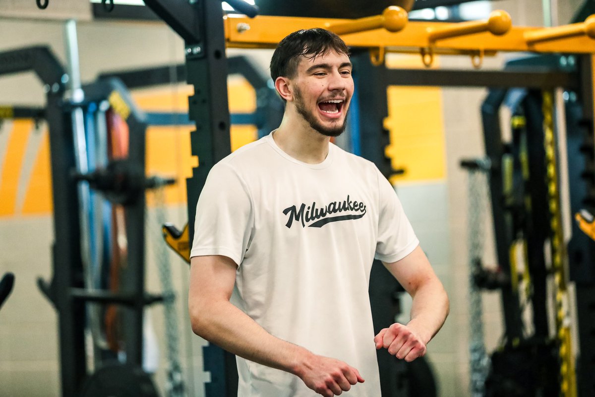 Milwaukee Men's Basketball tweet media