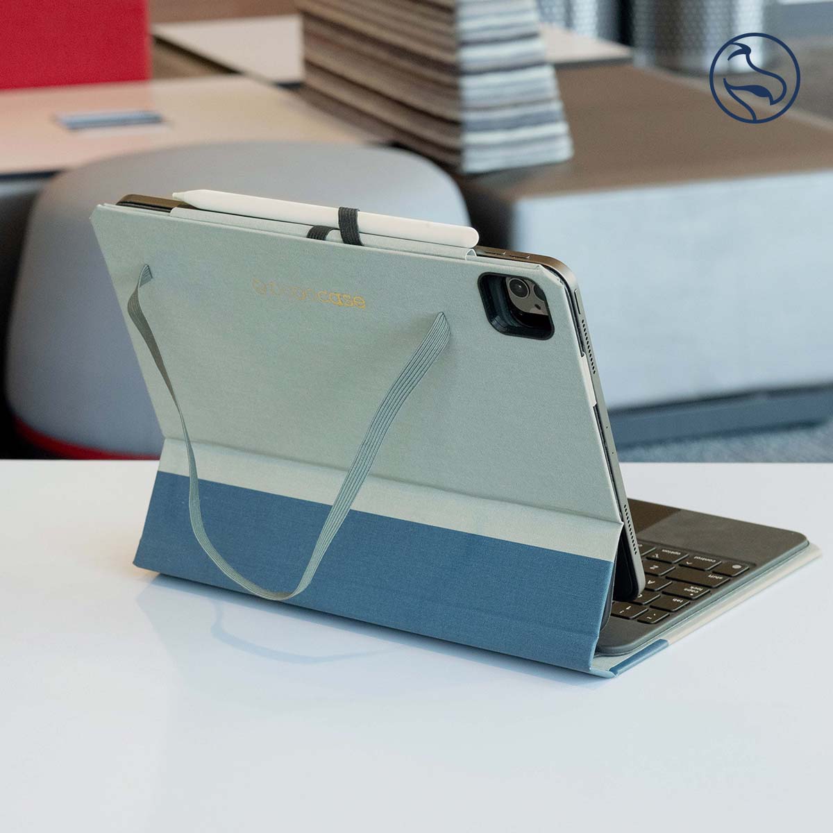 DODOsays's tweet image. The Magic Keyboard Book-Style Case: Protection for both the iPad and Magic Keyboard. Available in three styles: Fog, Black Charcoal, &amp;amp; Dove Grey Indigo.

Shop now: dodocase.com/products/ipad-…

#dodocase #protectsfromextinction #ipad #magickeyboard