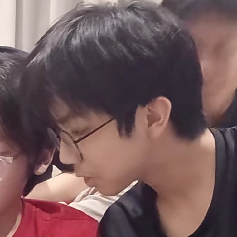 akunrlcokicokii's tweet photo. Side profilnya Kevin &amp; aku sekarang 🥹🥹🥹🥹🥹🥹🥹🥹 
#kevinganteng https://t.co/46pxanwdot