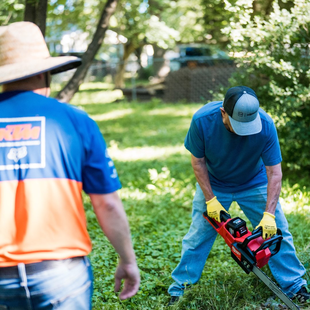 RebuildingKC's tweet image. For the second year in a row, @EquipmentShare  volunteers have partnered up with @RebuildingKC to transform the home of a local homeowner. If your business is interested in partnering with us, reach out to scott@rebuildingtogetherkc.org today!