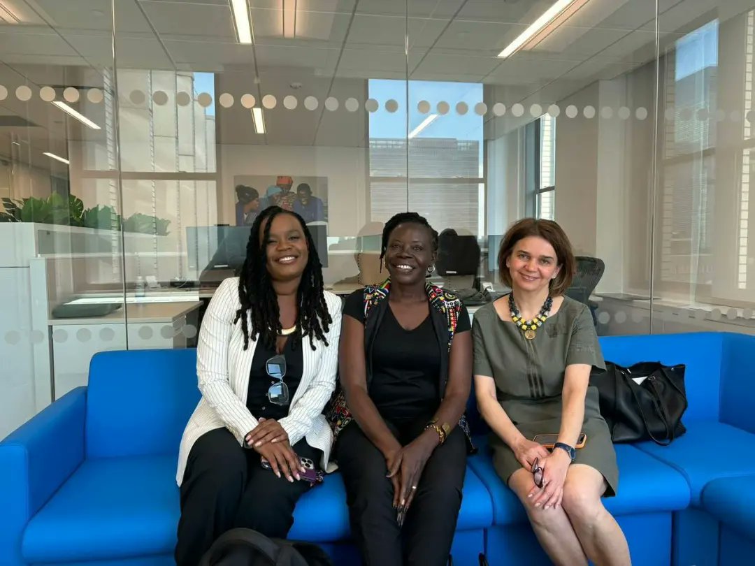 Neges_Mawon's tweet photo. NÈGÈS MAWON a été honorée de participer au Donor Briefing de son partenaire UNITED NATIONS WOMEN’S PEACE AND HUMANITARIAN FUND (WPHF), à New York, le 27 juin dernier, avec des femmes extraordinaires comme Irina Trokhym (Ukraine🇺🇦), Betty Akoulo (Ouganda🇺🇬) https://t.co/A5GfTAjcnB