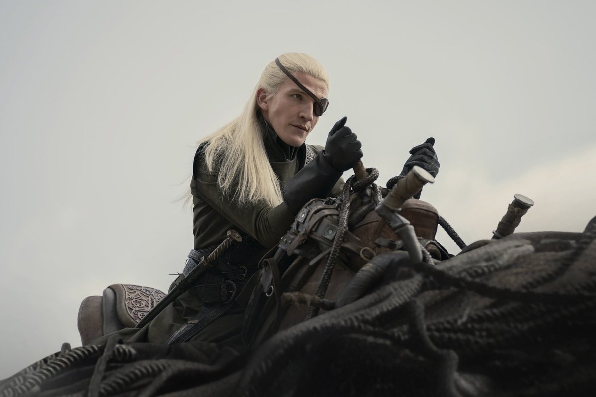 Universo Game of Thrones tweet media
