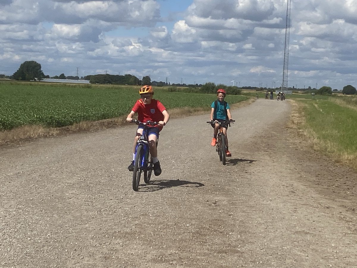 Sarah Tate tweet media