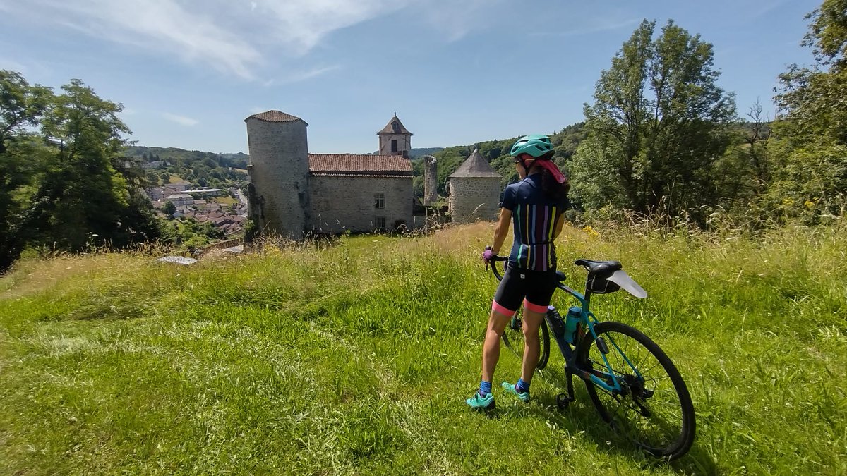 Hazel McCrea tweet media