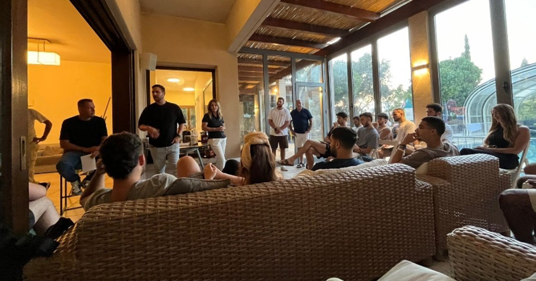 BelevEchad_'s tweet photo. We recently took 50 soldiers to Microsoft Israel to learn about careers available there and the training they require. Plus, we hosted a real estate expert who offered insight about healthy debt vs. unhealthy debt.

Our goal is to prepare soldiers for a healthy and secure future. https://t.co/e0iOGlx85k