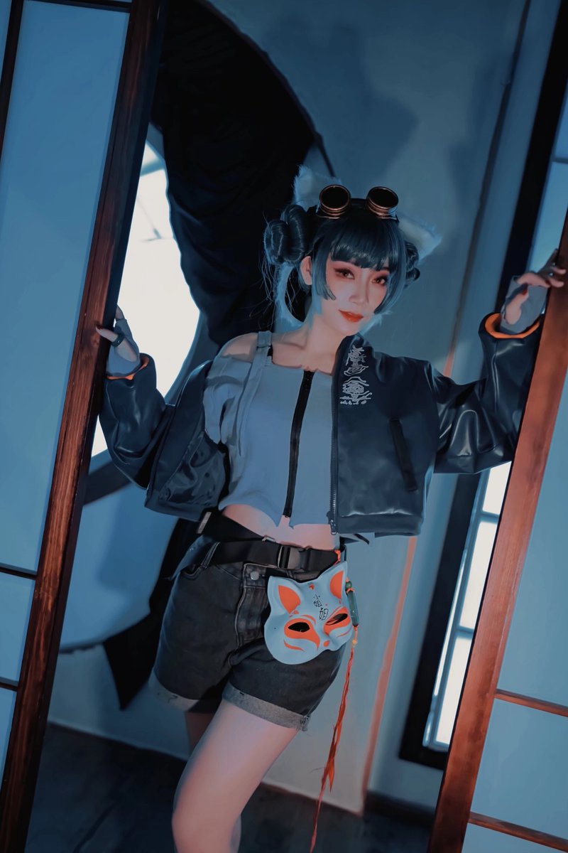 福利姬🦊婳分享的黄推图片4 - 网红私拍内容