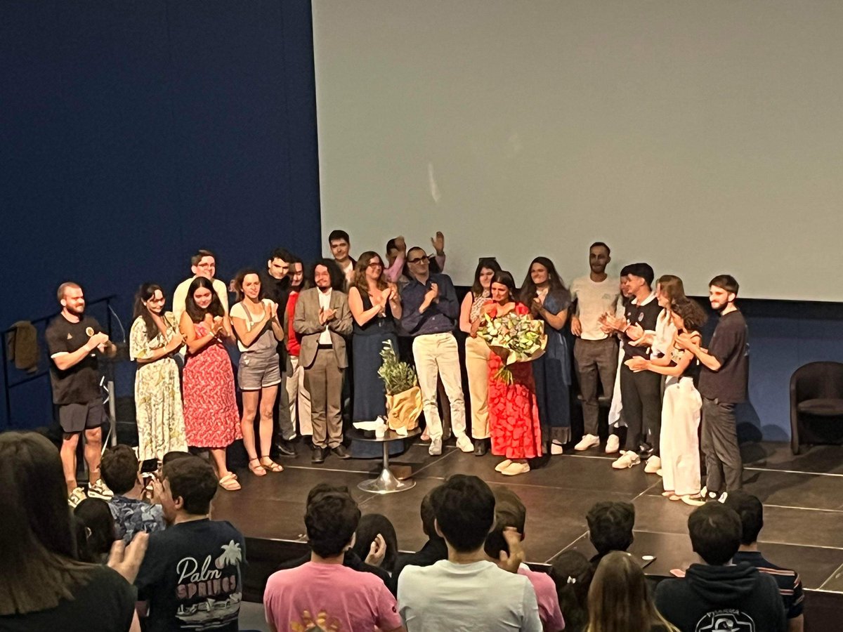 Hier s’est tenu la démission du bureau 2023-2024 de <a href="/Pharma_ANEPF/">ANEPF Pharmacie</a> 

Une belle aventure qui se termine pour moi 💚

Félicitations pour l’élection du bureau 2024-2025 présidé par <a href="/Ilan_ANEPF/">Ilan Rakotondrainy</a> 

Osez bouger les lignes, pleins de belles choses vous attendent ! 👊