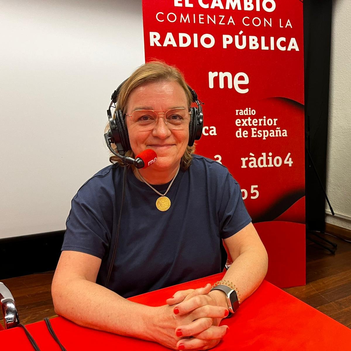 Encuentro sobre #SaludMental y Adolescencia en <a href="/CursosVeranoUCM/">Cursos de Verano UCM</a> 

🫂El programa de <a href="/FundAKoplowitz/">Fundación Alicia Koplowitz</a> para centros escolares con <a href="/SaludMadrid/">Salud Madrid</a> 

❤️‍🩹Cómo actuar ante autolesiones con <a href="/natalia_calvop/">Dra. Natàlia Calvo</a> de <a href="/vallhebron/">Vall d'Hebron</a> 

🔴DIRECTO rtve.es/audio/
▶️PODCAST rtve.es/radio/por-tres…