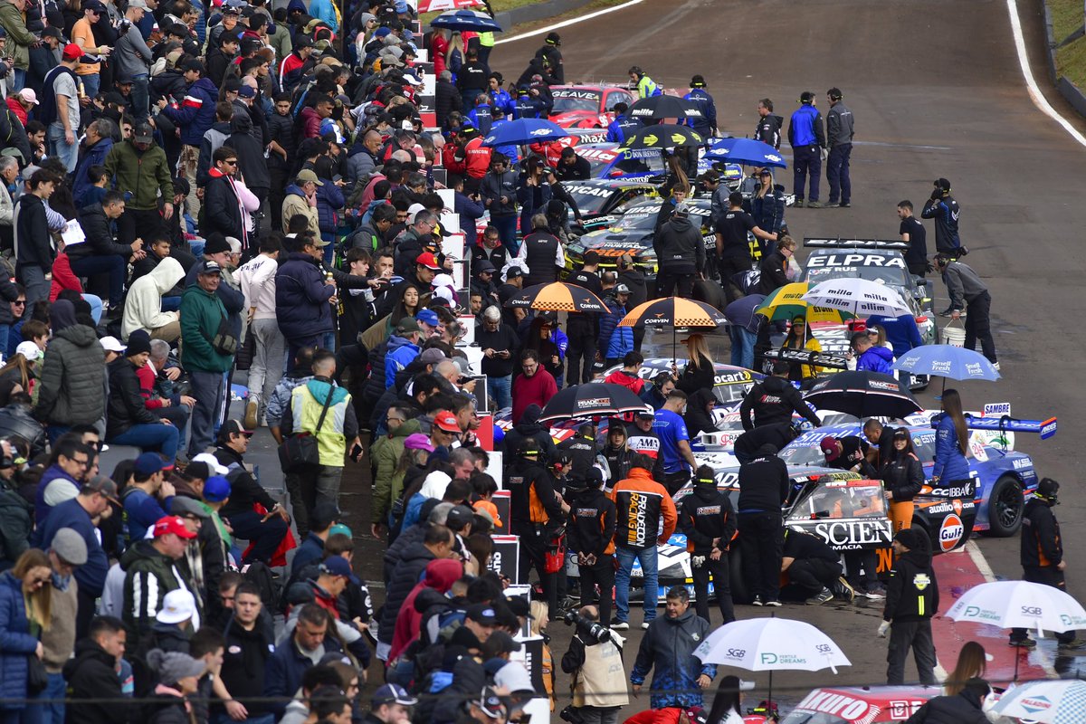 actcargentina's tweet photo. Un marco de público único en el #TCenPosadas ❤️

@autodromposadas 
📸 Prensa ACTC https://t.co/YE9Aqs7Zhb