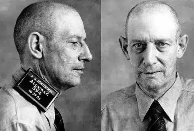 fasc1nate's tweet photo. Robert Stroud was a sociopath and murderer who killed without compunction. He was so vicious he was sent to solitary confinement in Alcatraz prison where he was still able to kill a guard in the 1940s.    

While in solitary Stroud captured small birds and studied them. He bred them and cared for them and began to write scientific monographs about them. 

He became a world-wide expert on avian life and behavior. He advanced avian science by decades and his work is still cited today.