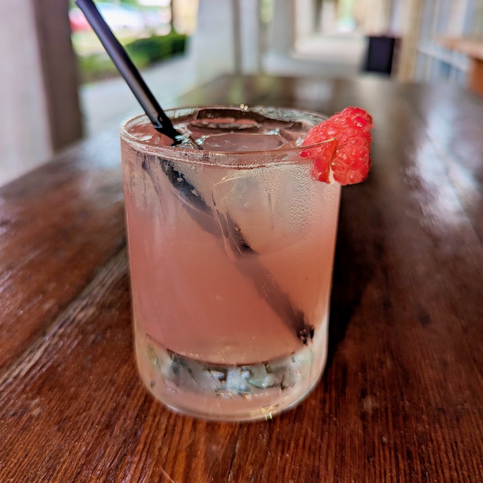 SatelliteATX's tweet photo. Happy Saturday!
Our Happy Hours start soon so come &amp; refreshing with our new Craftail, the Razzmatazz Limeade!
Made with Tito's vodka, Chambord raspberry liqueur, fresh lime, &amp; a splash of lemon &amp; lime soda. Gotcha one or two today!
#SatelliteATX🍻😀🥂😋 https://t.co/xc6VZAPUYh
