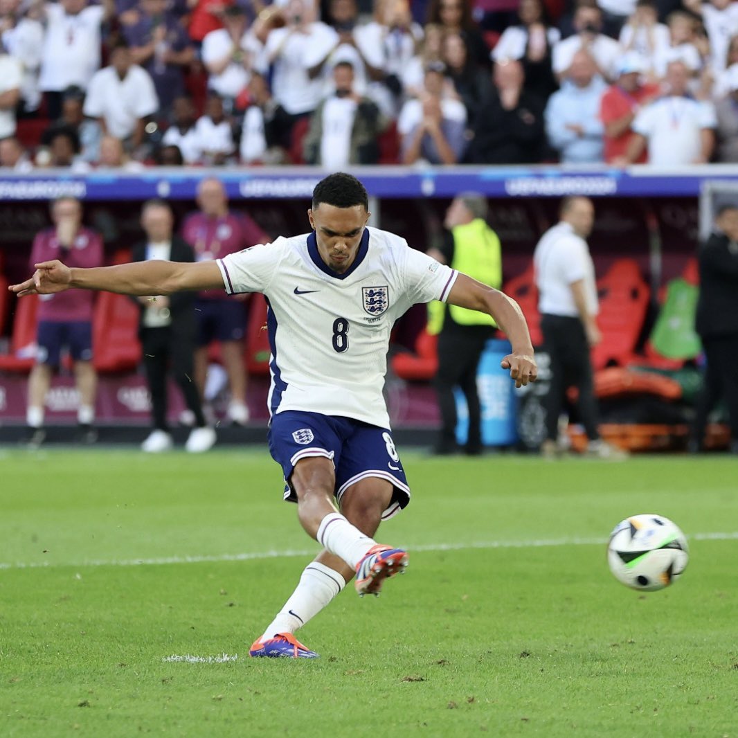 Liverpool FC tweet media