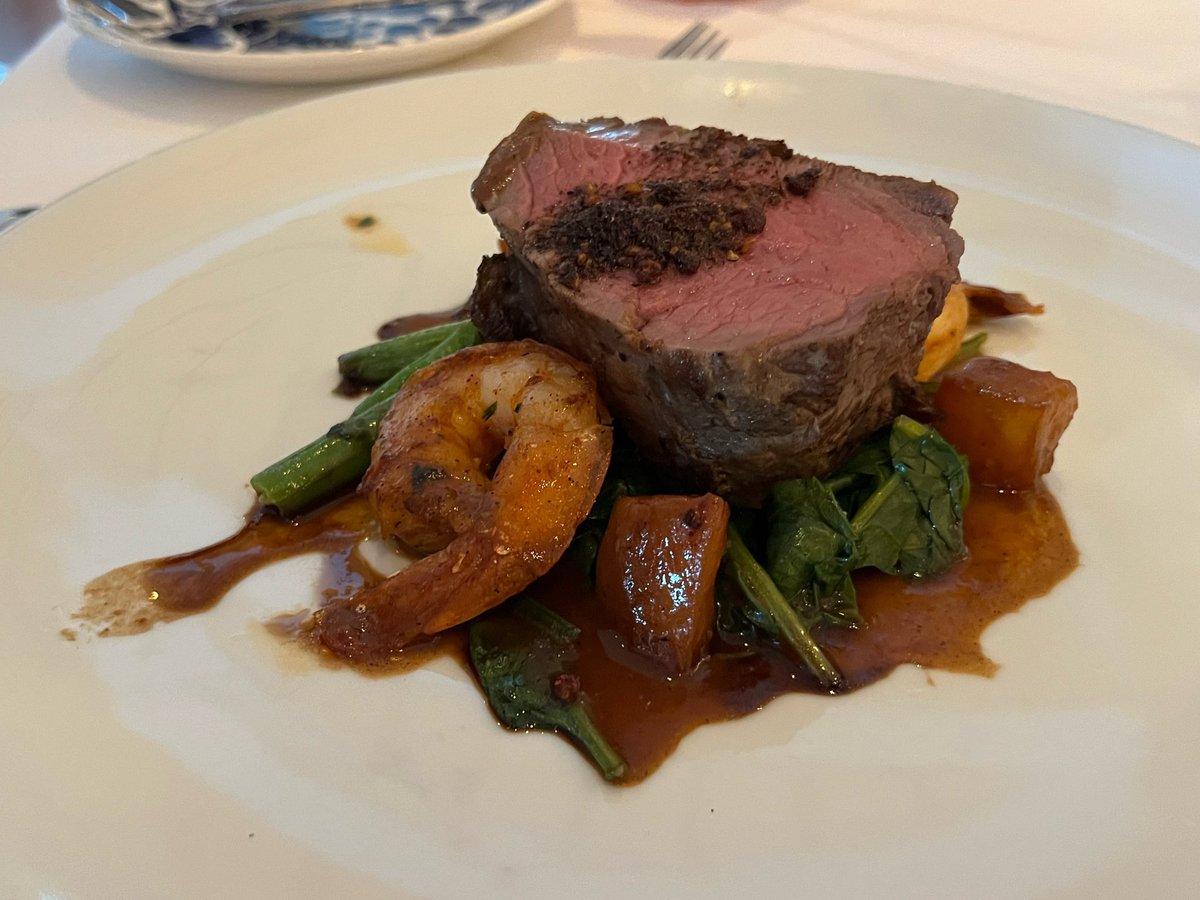 rblchiu's tweet image. Wonderful time in Holland America Koningsdam Alaska Cruise - June 23 2024 - Day 2 Sea Day - Main Dining Room
#Koningsdam #HollandAmerica #HALCruises