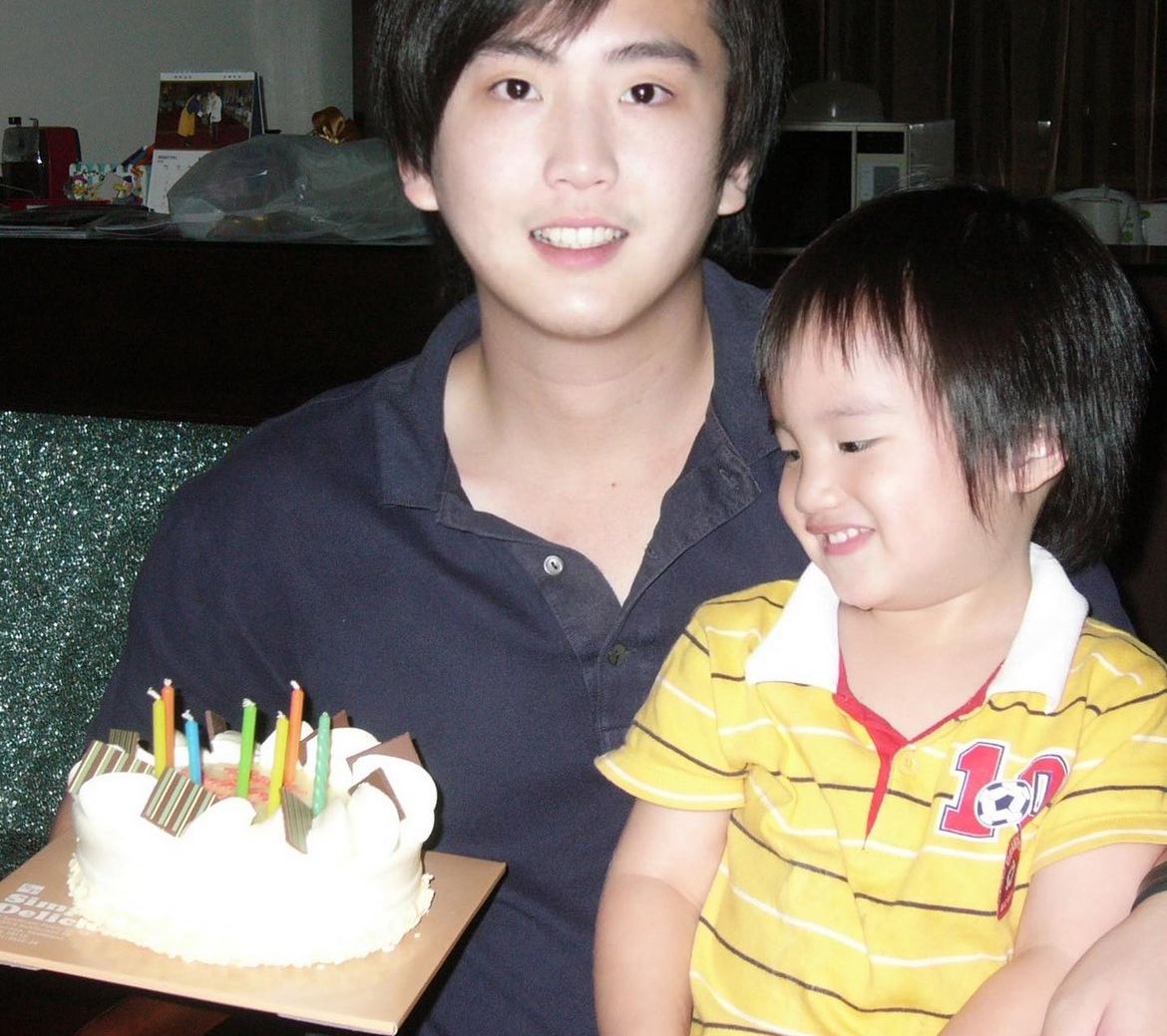 thenueiei's tweet photo. อยากกินเค้กจนน้ำลายไหลไปถึงคาง  แอบฮานิดๆ https://t.co/LlJXsEjd6K