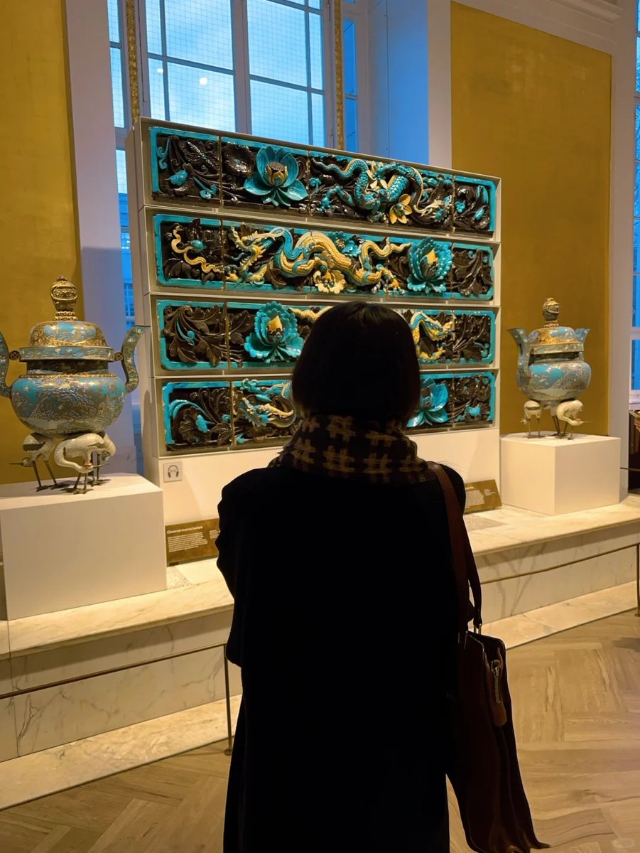 CngrCangr's tweet image. The British Museum&apos;s Chinese Jade Pot with Entwined Branches