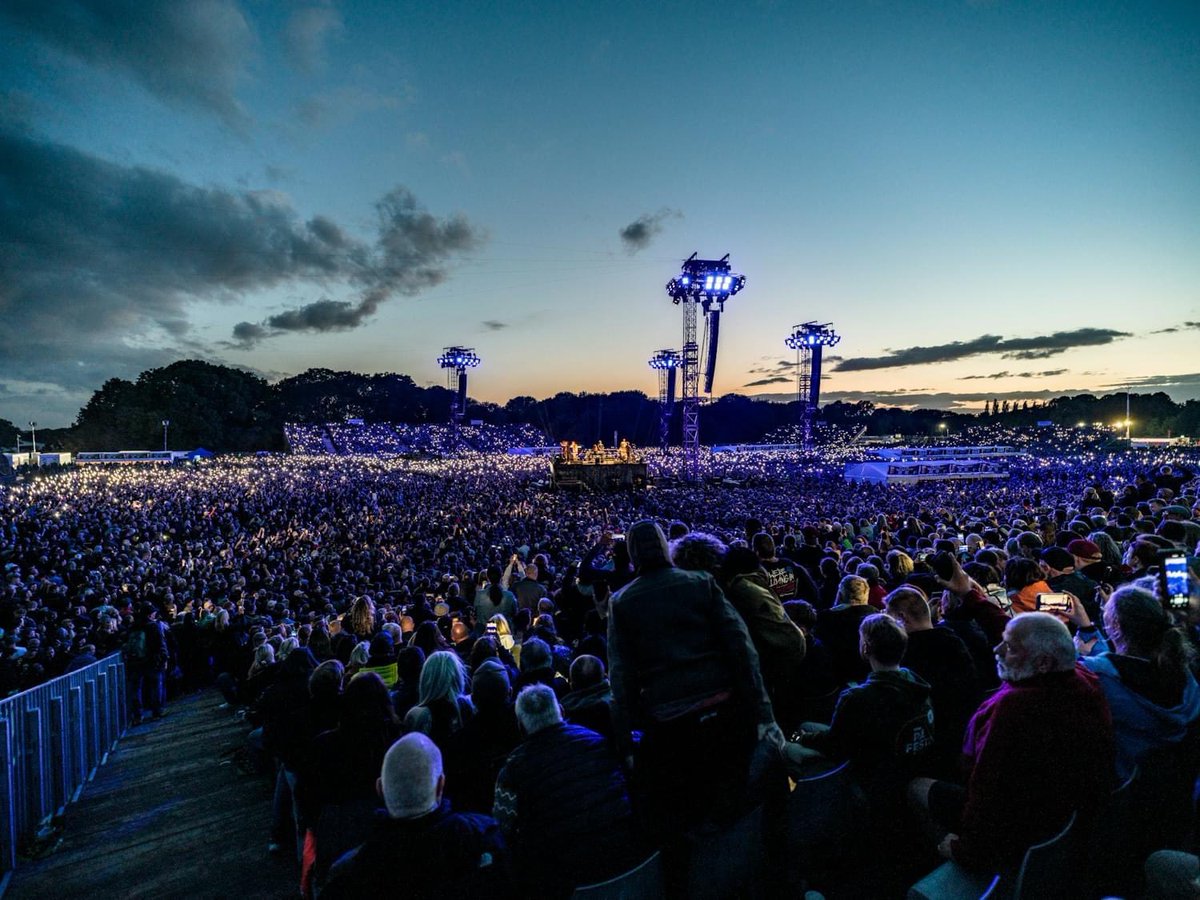 RammsteinUn's tweet photo. @jenskochphoto @RSprachrohr Photos: @jenskochphoto , Rob Lewis Photography, Paul Harries Photographer, Olaf Heine Studios 

#Rammstein #EuropeStadiumTour2024 #Copenhagen #København https://t.co/b0Ty8NgRBQ