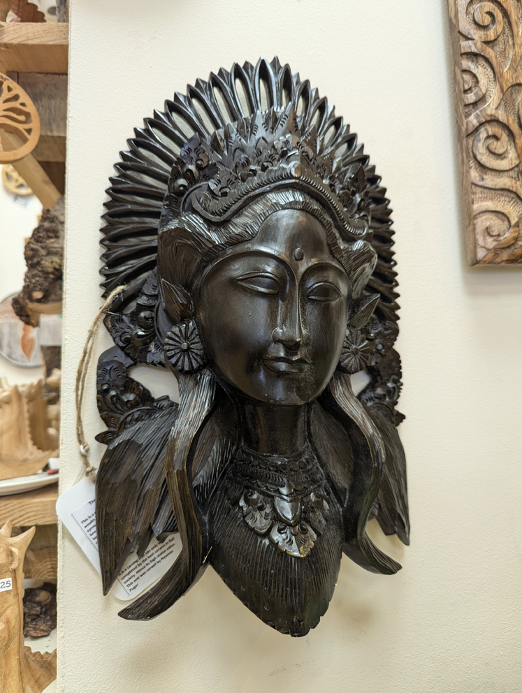 The Janger Mask, hand carved by Nyman Ouger in #Bali, #Indonesia. These #masks were made famous by the anthropologist, Margaret Mead in the 1920s whilst she was living and working in Bali. Her work is now housed in the Metropolitan Museum in New York.

#jangermask #woodartwork