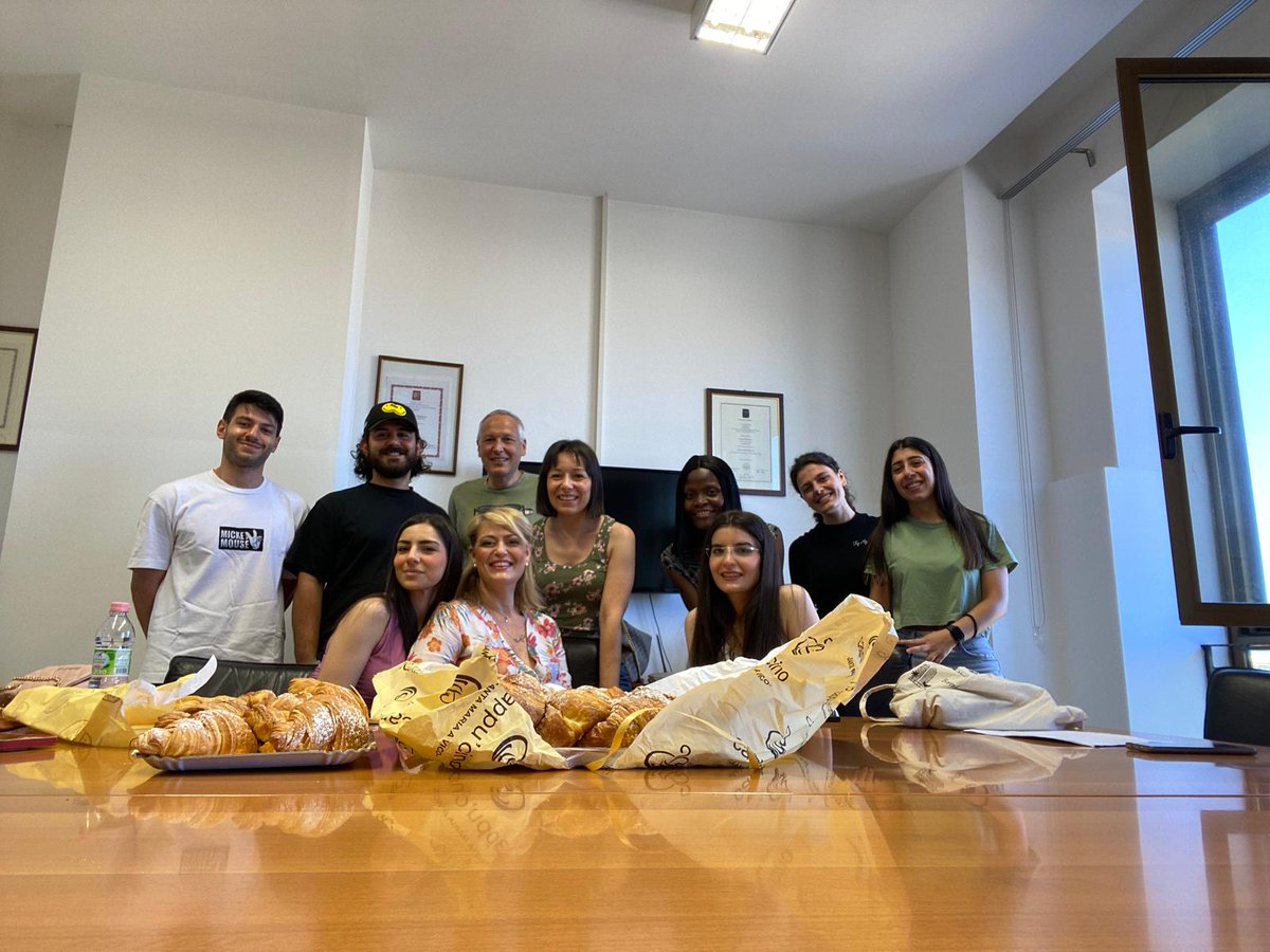 -2⏳
Tiredness is kicking in, therefore today we needed some extra motivation to start early in the morning...
Everything is set and ready for the 9th WCA!
Now you can also download a (provisional) book of abstracts from our website: allelopathycongress.org/book-of-abstra…